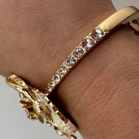 Betsey Johnson Mermaid Bracelet - Picture 5 of 8